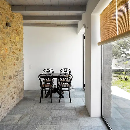 Oxalis Villa Perlengiánika